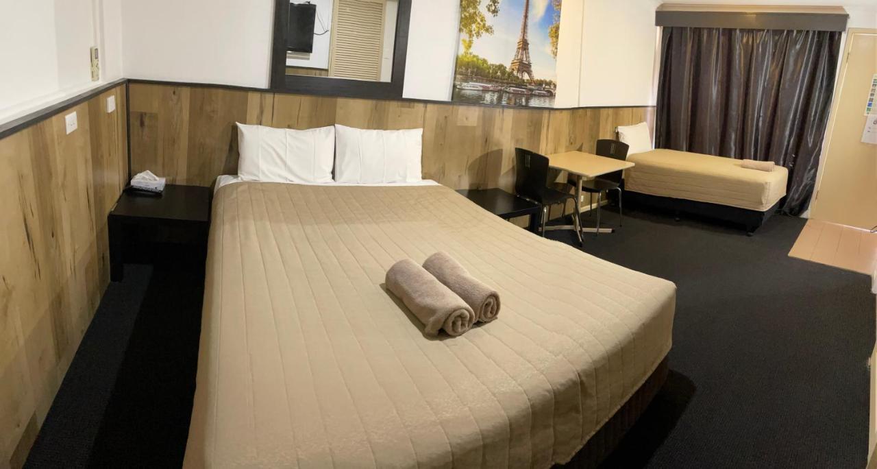 Countryman Motor Inn Cowra Esterno foto