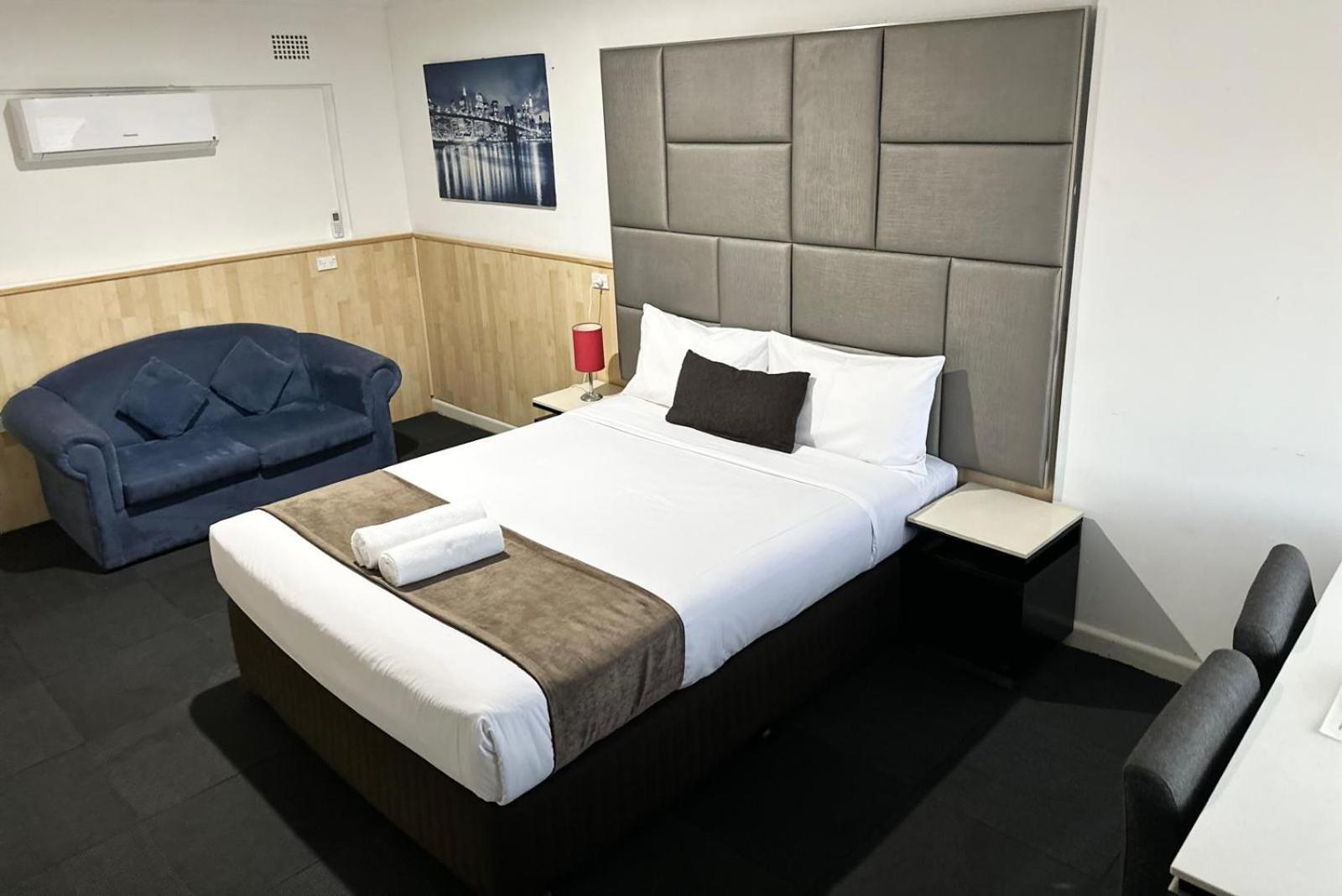Countryman Motor Inn Cowra Esterno foto