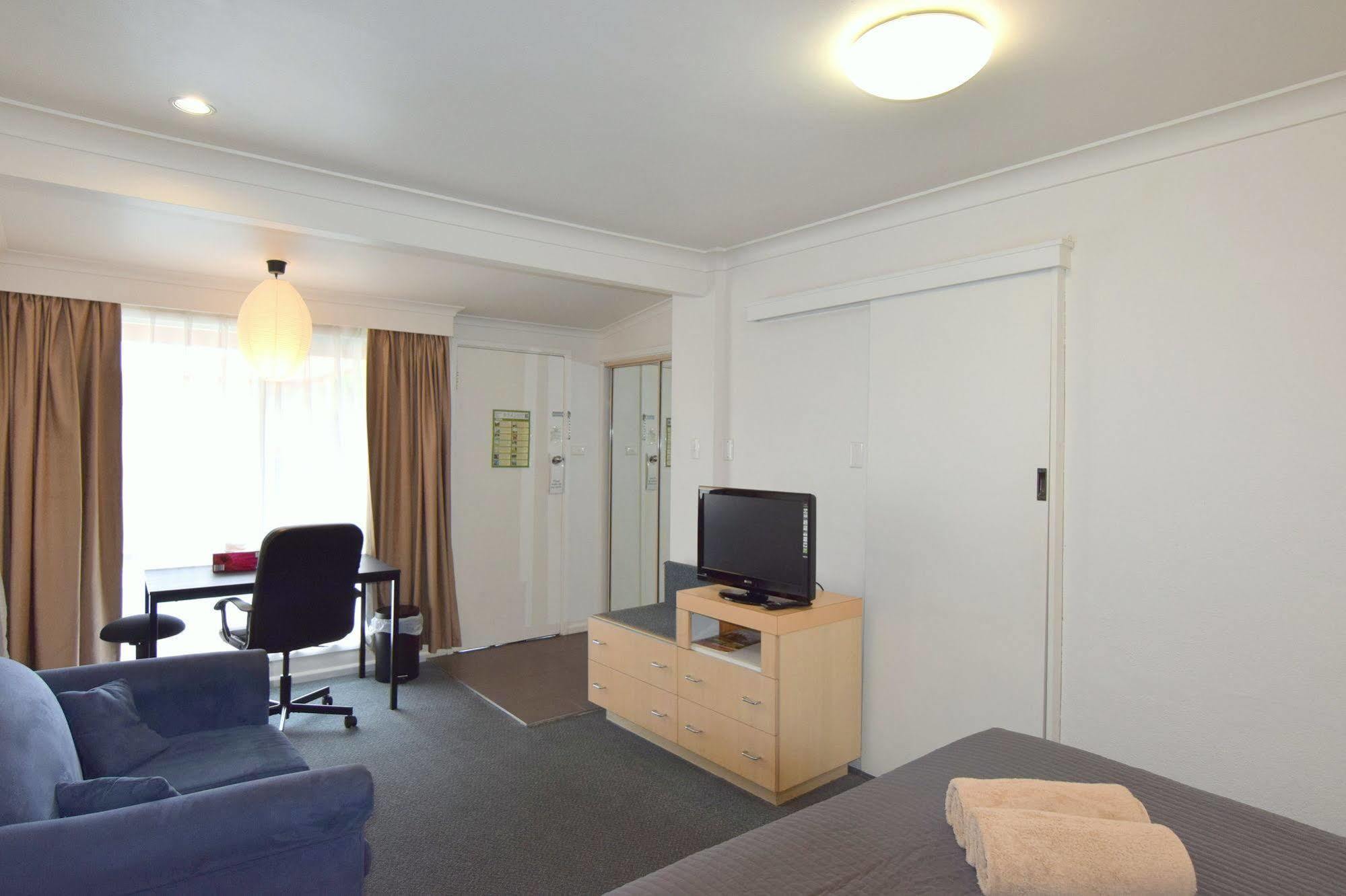 Countryman Motor Inn Cowra Esterno foto